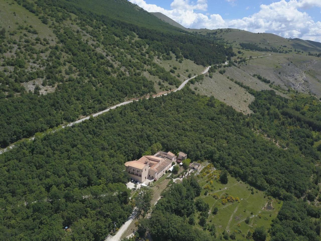 Hotel Convento Di San Colombo Santo Stefano Di Sessanio Exteriér fotografie